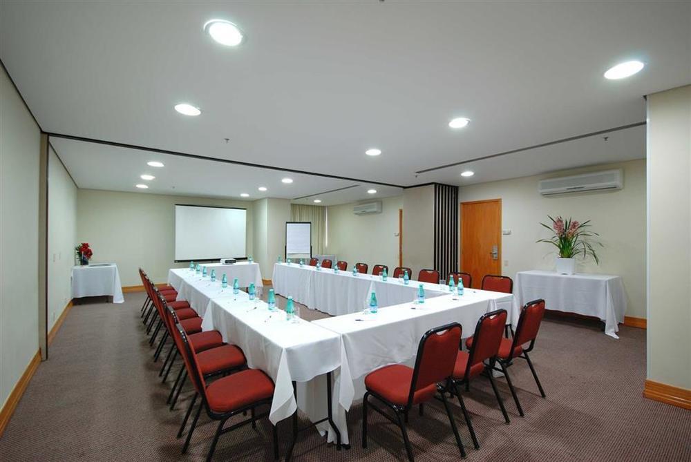 Intercity Interative Sao Paulo Jardins الاعمال الصورة